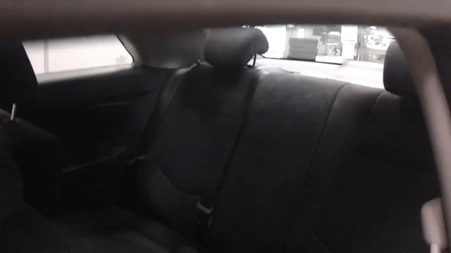 В автосалоне салон Kia Cerato Koup снаружи смотреть онлайн