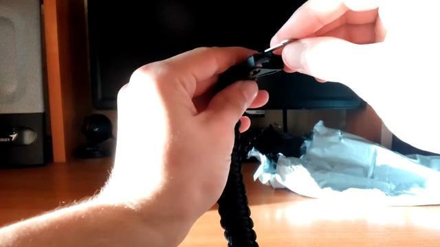 Видео-обзор на браслет из Паракорда. Браслет для выживания из Aliexpress. смотреть онлайн