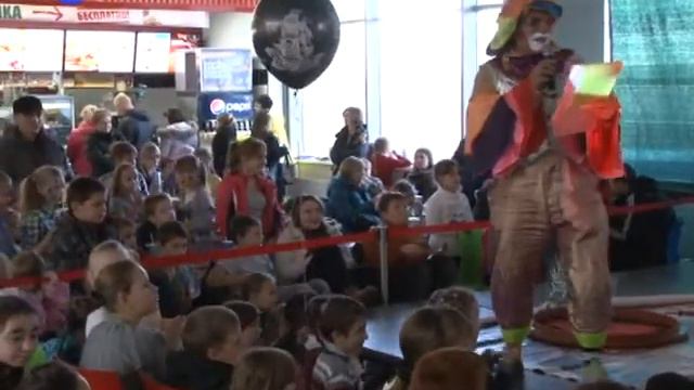 Впали в детство смотреть онлайн