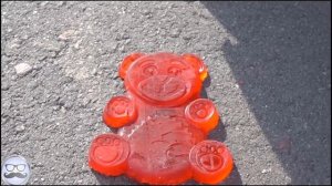 ЭКСПЕРИМЕНТ ЖЕЛЕЙНЫЙ МЕДВЕДЬ ПРОТИВ ВСЕХ | ПРОСТЫЕ ЭКСПЕРИМЕНТЫ С ЖЕЛЕЙНЫМ МЕДВЕДЕМ