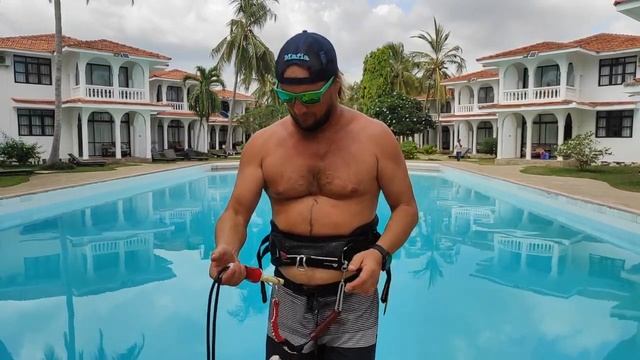 Что делать если сломался палец на чикенлупе. смотреть онлайн