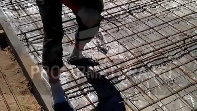 Вяжем сетку из композитной арматуры