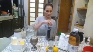 Сыроедная сметана или майонез, как вам нравится ?