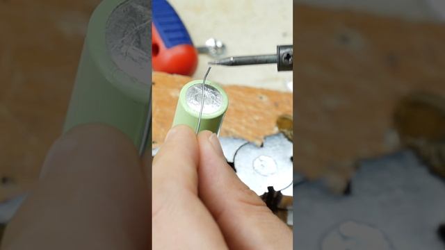 How to solder 18650 Li-Ion batteries