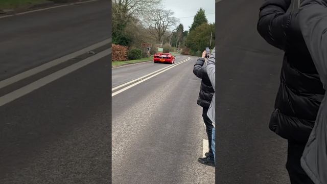 Ferrari F50 Leaving a Car Show - PURE SOUND & ACCELERATION #supercars #ferrari #puresound смотреть онлайн