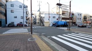 90-летний дедушка готовить еду. Японская кухня