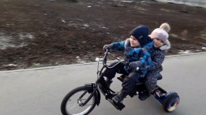 трайк из гироскутера