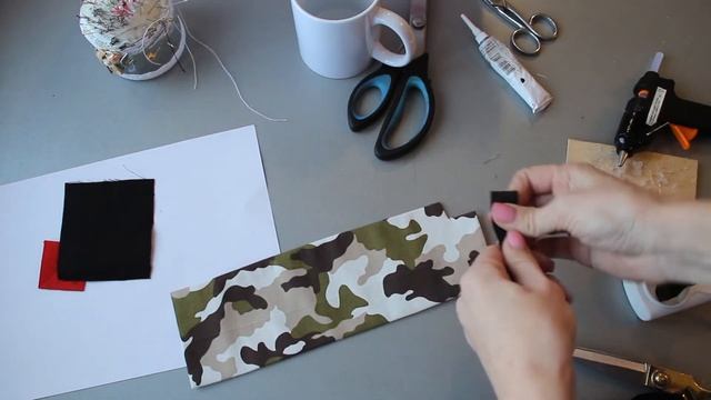 Подарок на 23 февраля. Чехол дл кружки. смотреть онлайн