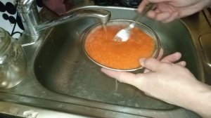 Чистка и потрошения Хариуса , морозим рыбы и солим Хариусовую Икру.