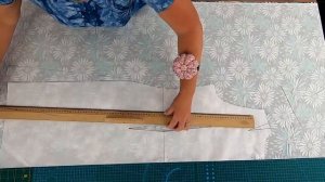 Цельнокроеное двубортное платье с воротником. Элегантное модное платье на все случаи жизни.mp4