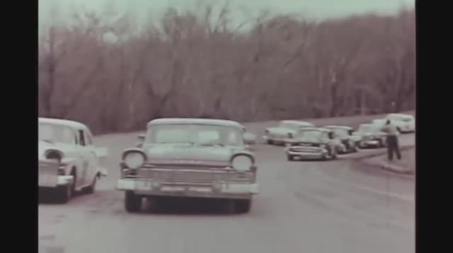 Orange Speedway 1957 г.  гонки на серийных автомобилях того времени