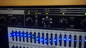 Кроссовер Behringer Super X- pro СX 2310