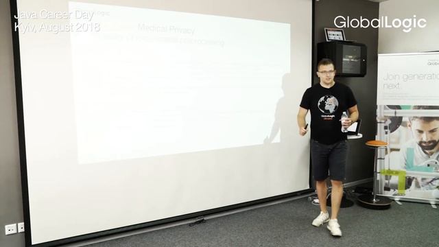 Edge Computing with AWS Greengrass — Dmytro Mantula смотреть онлайн