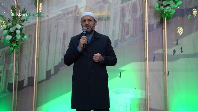 Женский ифтар в Духовном центре смотреть онлайн