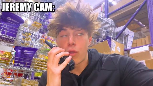 I Survived Overnight in a Candy Shop! смотреть онлайн