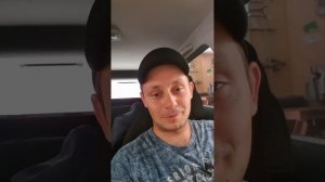 Сброс часов, обнулился тахометр, свет в салоне погас. Меняй предохранитель. Лада приора.