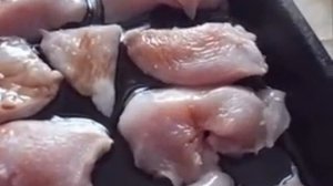 Куриное филе с луком в духовке