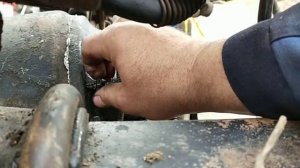 Особенность снятия чулка переднего моста Газ-66.