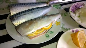 Скумбрия,запечённая в фольге.