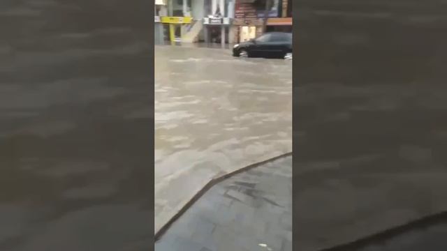 Потоп в Столице Азербайджана смотреть онлайн