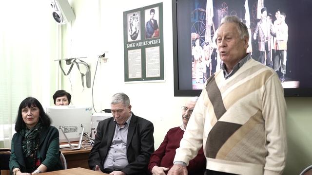 Корифеи театра Камала в татарской школе Москвы