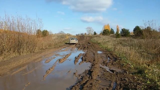 Покатушки Дастера в грязи