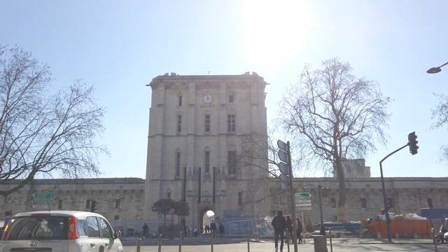Walking around Vincennes UHD смотреть онлайн
