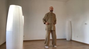 КОМПЛЕКС УПРАЖНЕНИЙ «18 ФОРМ ТАЙЦЗИ ЦИГУН». ФРАГМЕНТ ЗАНЯТИЯ ЦИГУН ОНЛАЙН (ZOOM 1.11.2020).