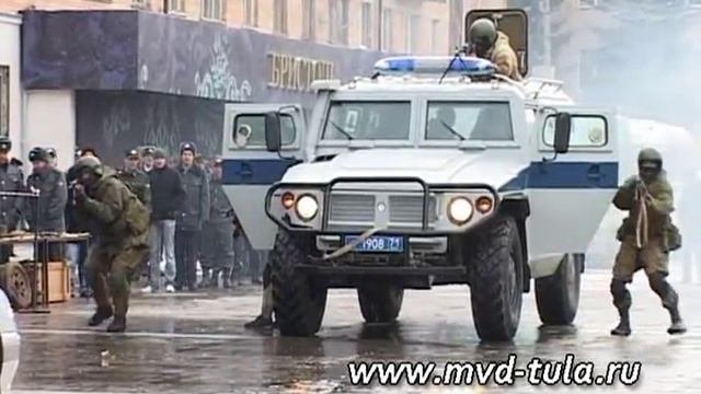 показательные выступления спецподразделений Тульской полиции