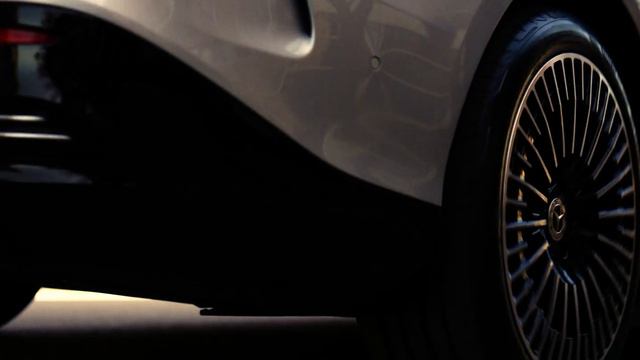 Meet the Cars from INTERSECTIONS: Mercedes-Benz GLS Maybach x EQS 450+ Sedan | Season 2, Episode 2 смотреть онлайн