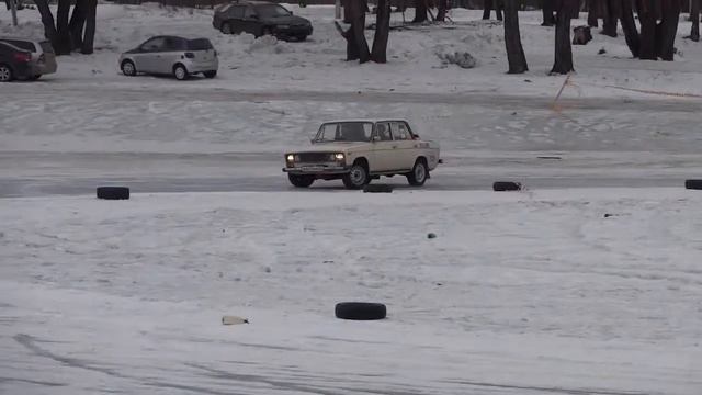 чуть-чуть бочком после "Ледовые баталии 2013 2 этап" смотреть онлайн