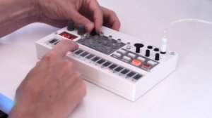 Ambient Water Level Music on KORG Volca Sample & Valhalla Super Massive