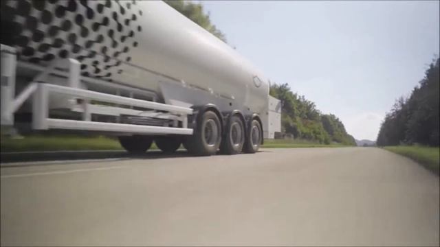 Mercedes-Benz fuel-cell concept truck by Daimler