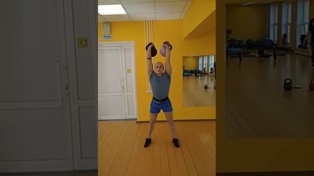 Толчок двух гирь 5 минут, гири 20 кг., Усс Виктор смотреть онлайн