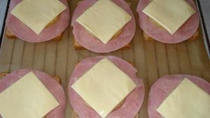 Бутерброды с ананасом