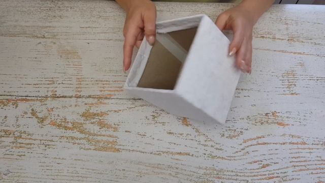 Нежный букет на 8 марта своими руками // Бутоны роз с конфетами смотреть онлайн