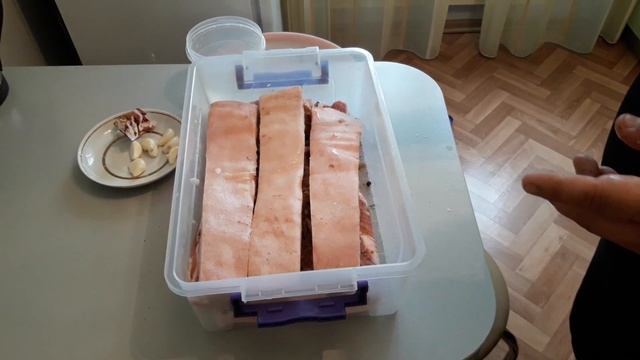 Как я мариную  свиную прослойку для копчения горячим способом!