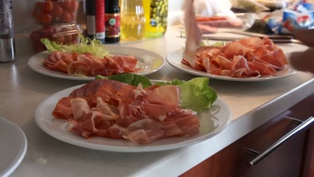 Мясное ассорти Джузеппе. смотреть онлайн