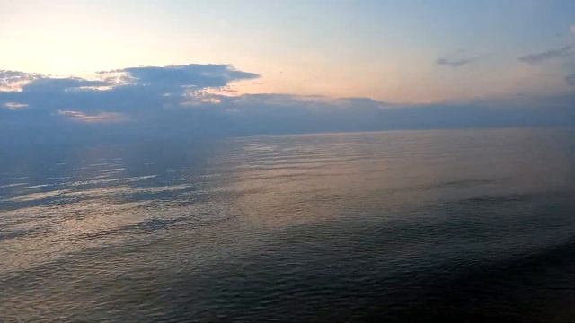 Отдыхаем у вечернего Байкала. Середина июня 2023 г. Байкальский вечерний мини салют ) смотреть онлайн