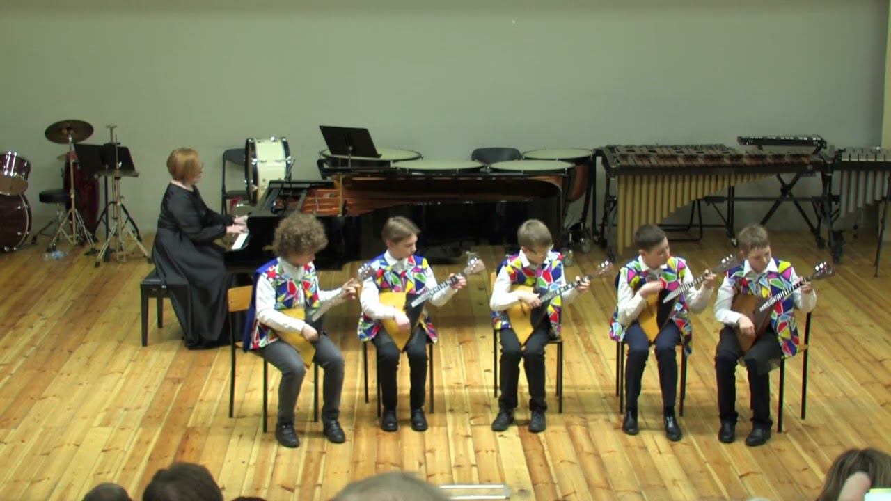 Русская народная песня "Ай, все кумушки, домой!" в обр. Б. Трояновского смотреть онлайн