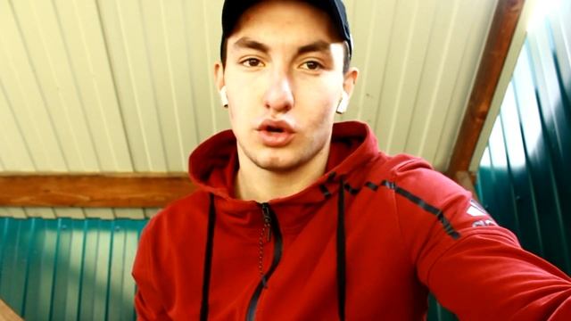 ТОП 8 ПРОСТЫХ, НО ОЧЕНЬ ЗРЕЛИЩНЫХ ЭЛЕМЕНТОВ НА ТУРНИКЕ И БРУСЬЯХ / ЭТО КРАСИВО!! смотреть онлайн