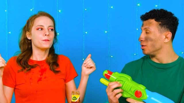 Едим продукты одного цвета 24 часа | Настало время розового Мокпан #1 от RaPaPa Challenge смотреть онлайн