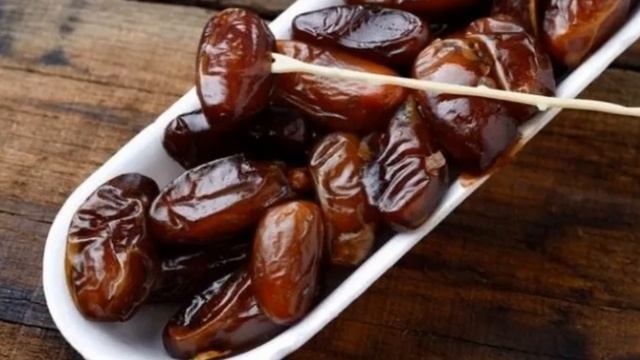 Вот что будет с вашим организмом если принимать финики каждый день! смотреть онлайн