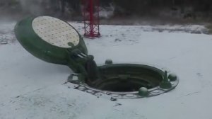 Пуск ракеты из подземной шахты.