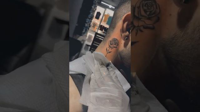 rose  tattoo neck tattoos