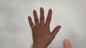 Пальчиковые игры. Простые движения при игре с пальчиками