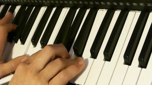 Yamaha PSR-E373 ***VS*** Casio CT-S400