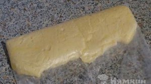 Калорийный рулет из сыра с начинкой