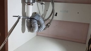 Сифон из гофрированной трубы