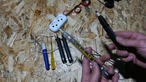 Какой индикатор напряжения лучше?